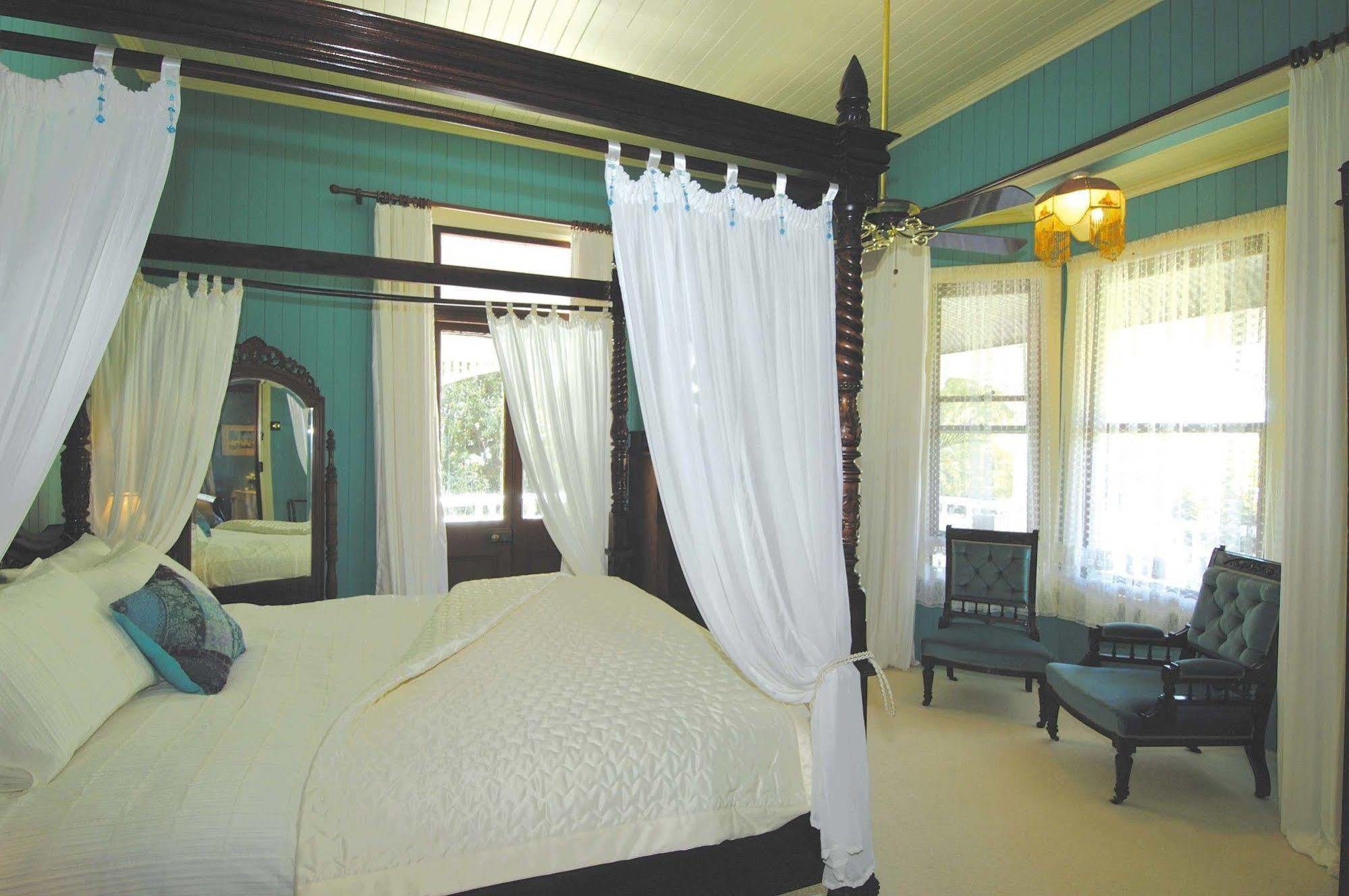 Wiss House Bed & Breakfast Kalbar Luaran gambar